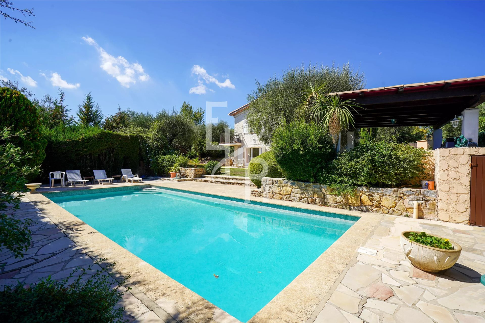 Maison à vendre, 140m², Valbonne