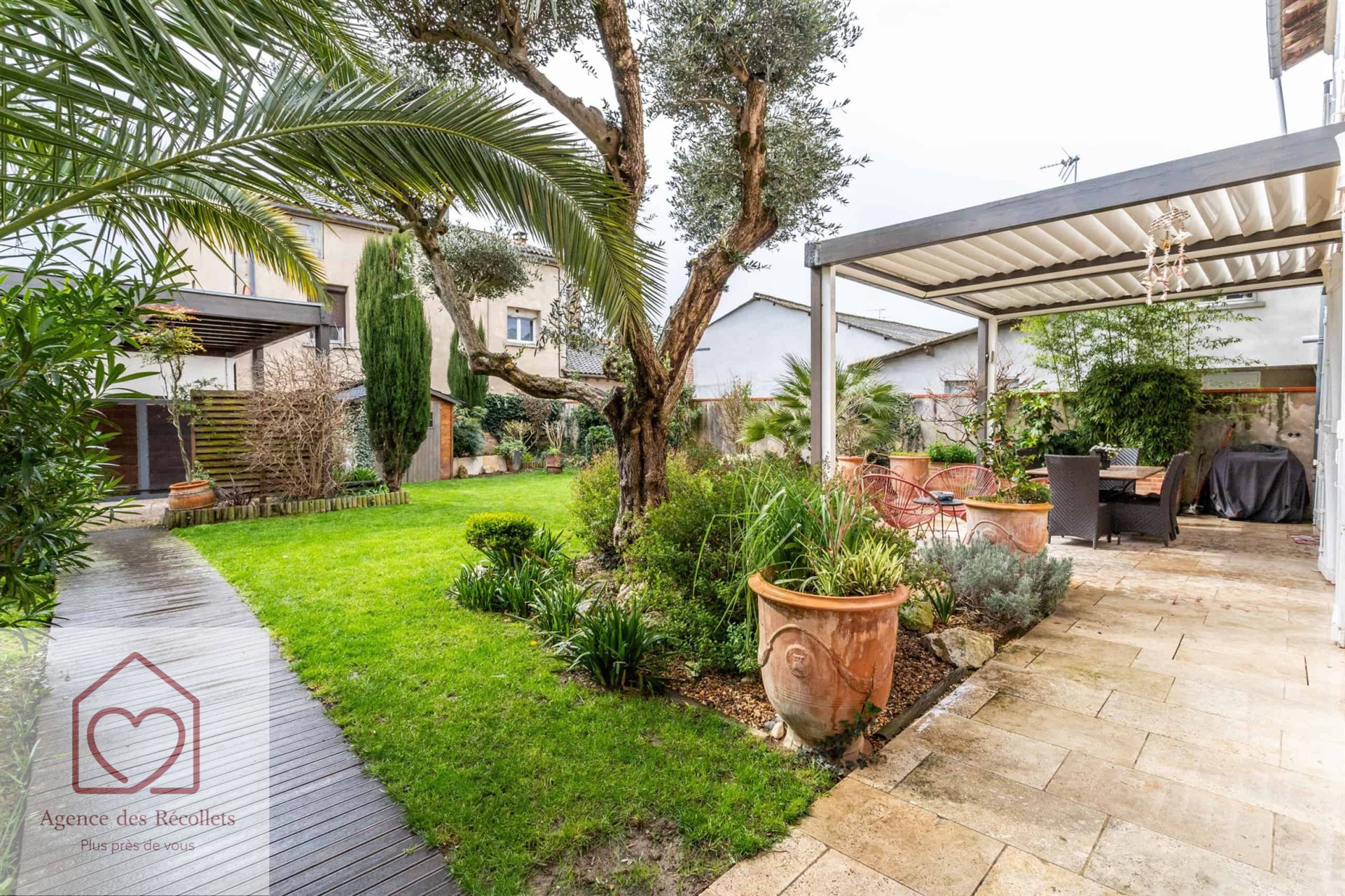 Maison à vendre, 340m², Saint-Nicolas-de-la-Grave