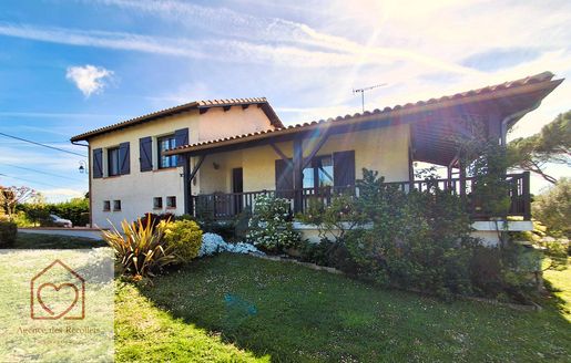 Maison 6 pièces 165 m² · à Moissac · 165 m² · 315 000 €
