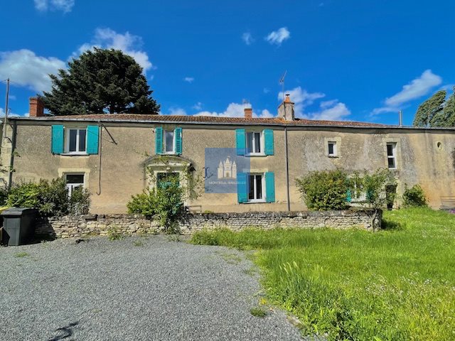 Maison à vendre, 210m², Brion-près-Thouet