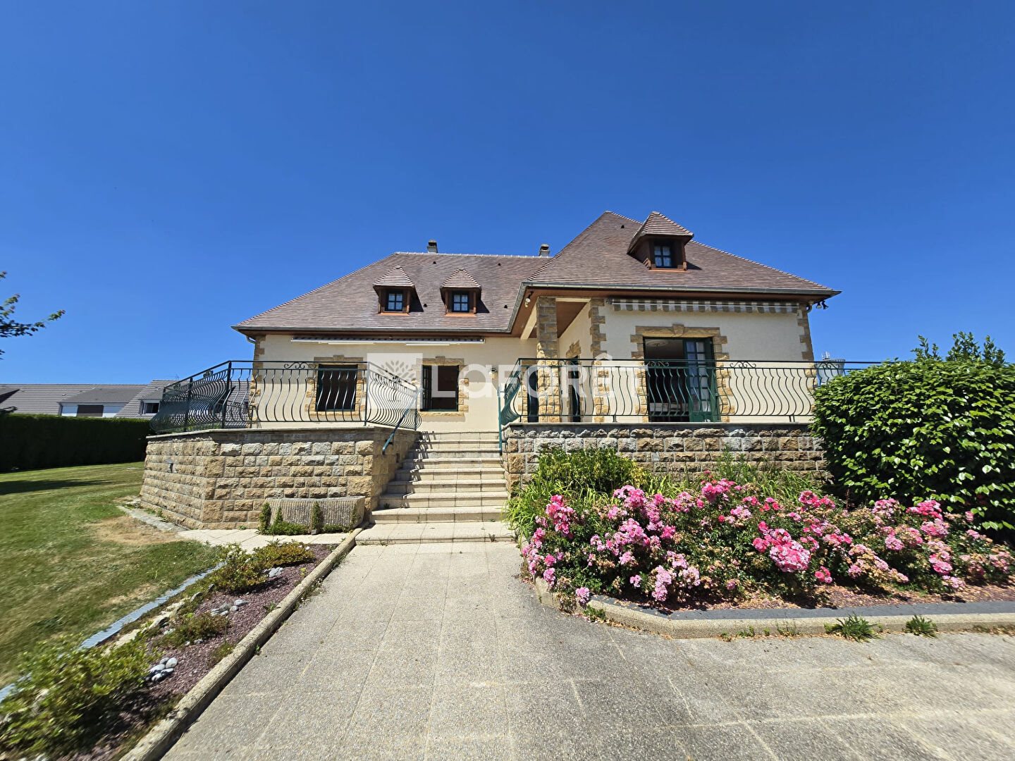 Maison à vendre, 211m², La Haye-Pesnel