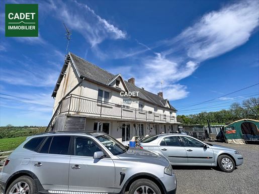 Maison 6 pièces 167 m² · à Saint-Planchers · 167 m² · 221 000 €