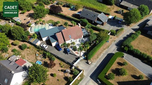 Maison 6 pièces 186 m² · à Bacilly · 186 m² · 449 500 €