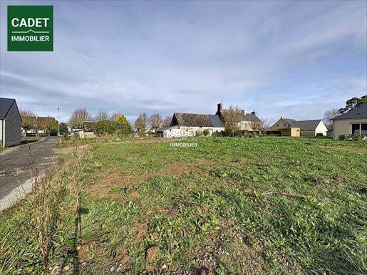 Terrain 638 m² · à La Haye-Pesnel · 638 m² · 52 000 €