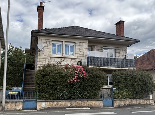 Maison 9 pièces 260 m² · à Brive-la-Gaillarde · 260 m² · 358 000 €