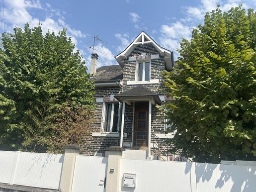 Maison 6 pièces 130 m² · à Brive-la-Gaillarde · 130 m² · 229 500 €