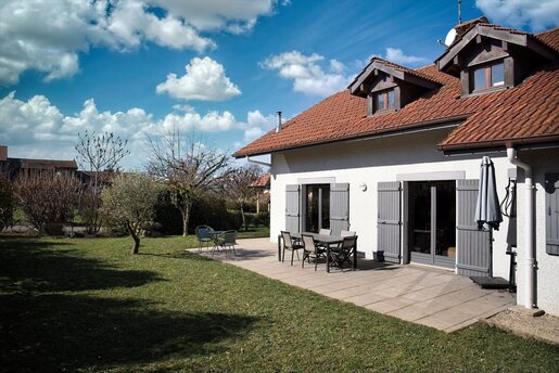 Maison 5 pièces 208 m² · à Nernier · 208 m² · 840 000 €