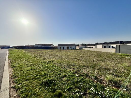 86 €/m² · à Cissé · 62 900 €