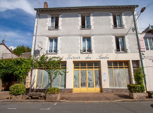 Immeuble 276 m² · à Bourganeuf · 276 m² · 220 000 €