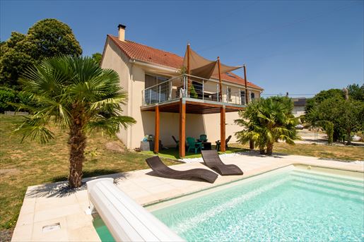 Maison 7 pièces 128 m² · à Sainte-Feyre · 128 m² · 260 000 €