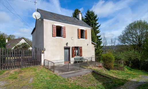 Maison 6 pièces 106 m² · à Saint-Fiel · 106 m² · 96 000 €