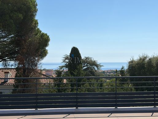 Maison 4 pièces 113 m² · à Fréjus · 113 m² · 995 000 €