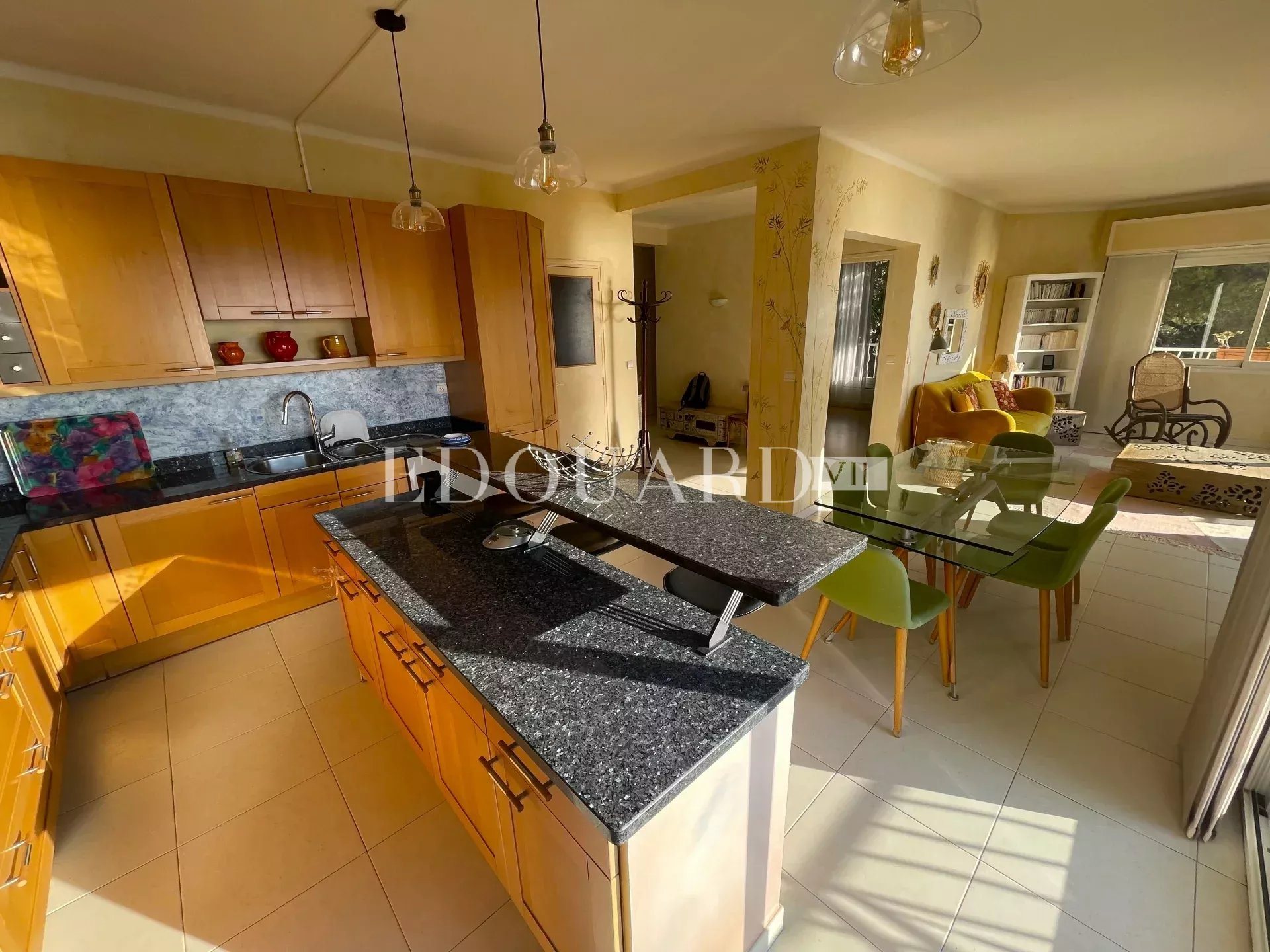 Appartement à vendre, 80m², Èze