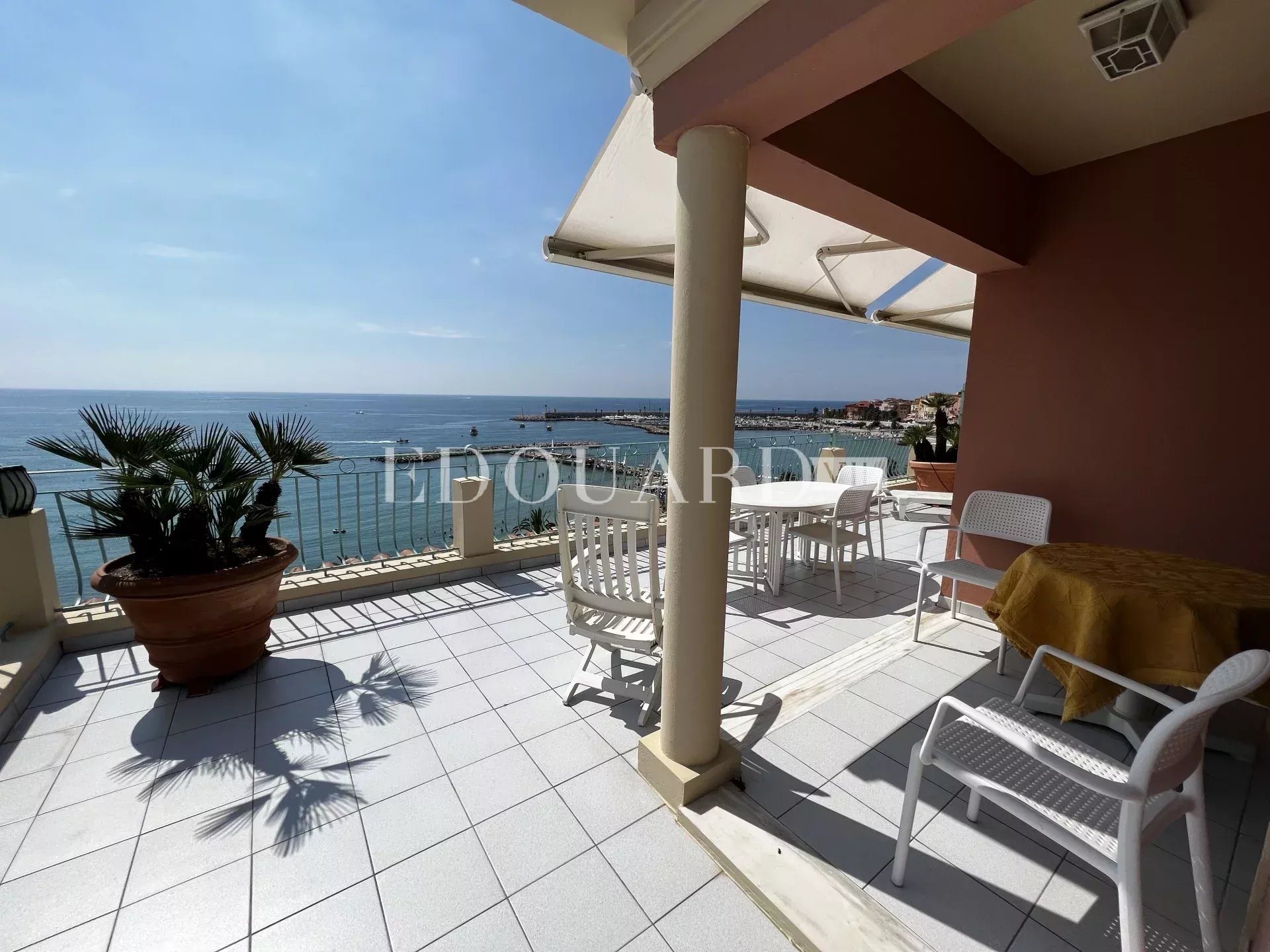 Appartement à vendre, 76m², Menton