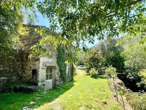 Maison 358 m² · à Cros · 358 m² · 825 000 €