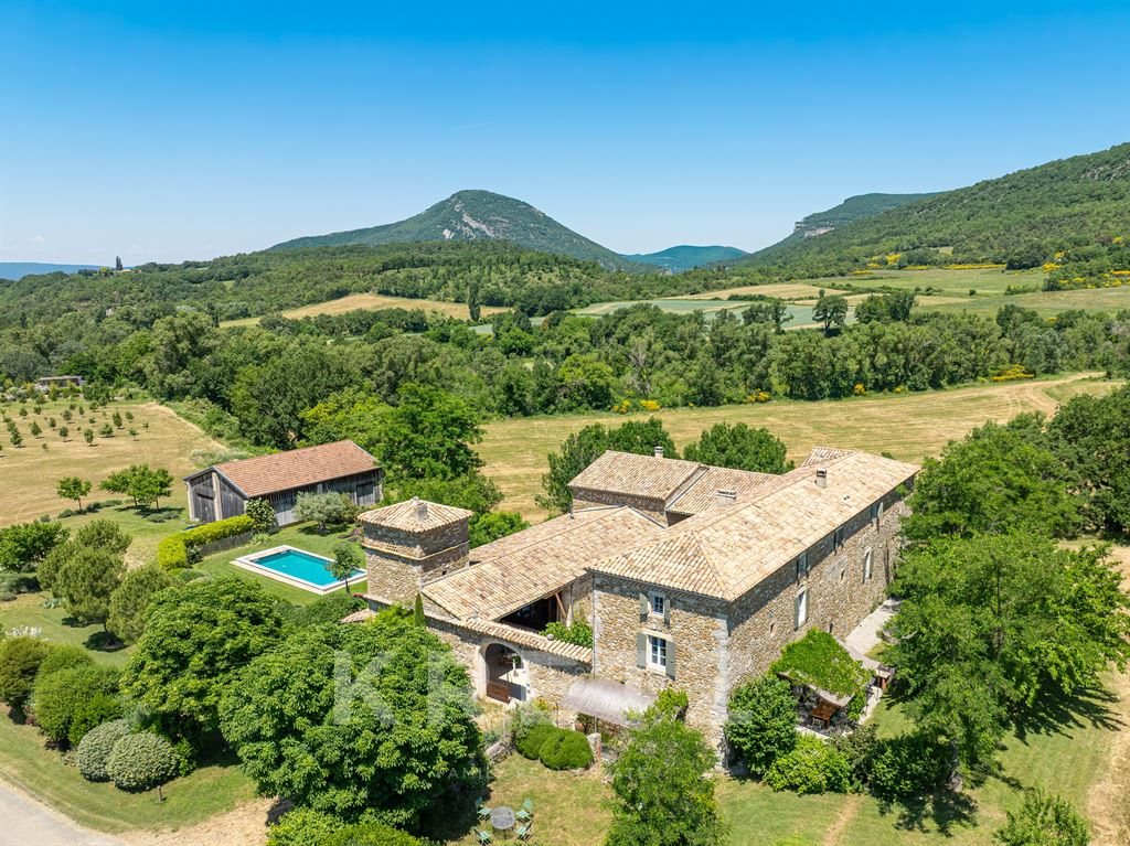 Maison à vendre, 560m², Rochebaudin