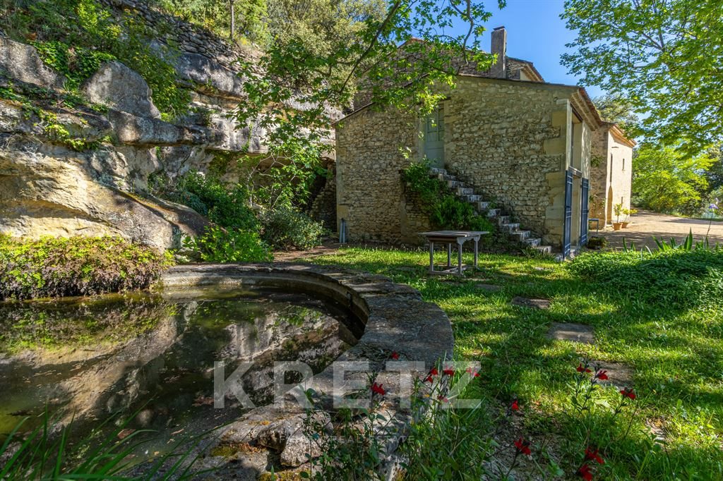 Maison à vendre, 431m², Saint-Restitut