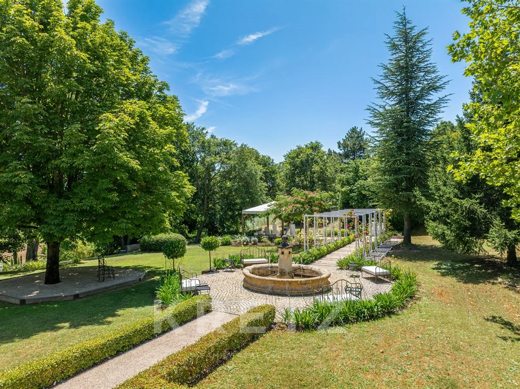 Maison à vendre, 656m², Allex