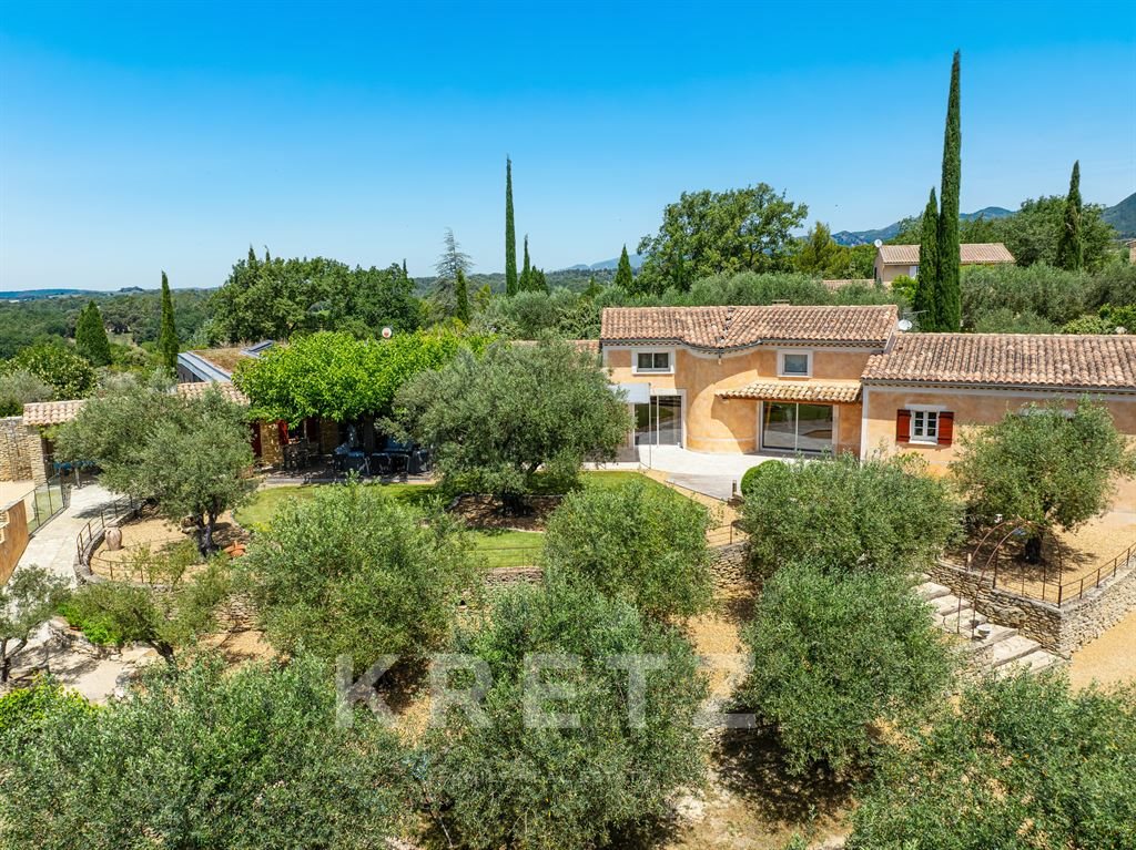 Maison à vendre, 274m², Puyméras