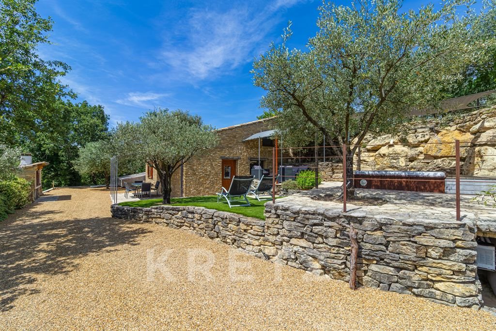 Maison à vendre, 274m², Puyméras