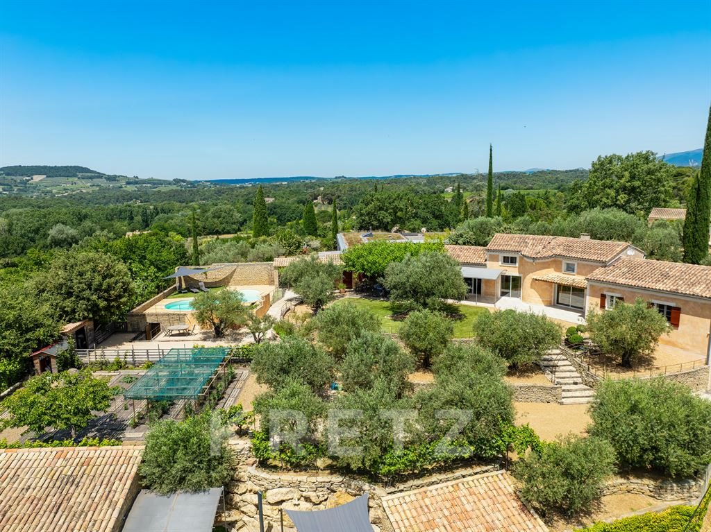 Maison à vendre, 274m², Puyméras