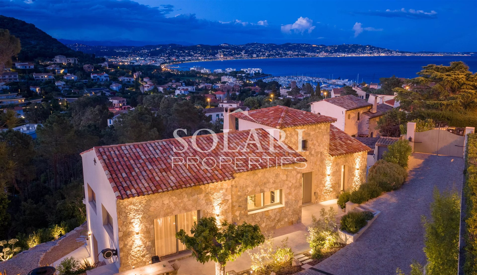 Maison à vendre, 290m², Mandelieu-la-Napoule