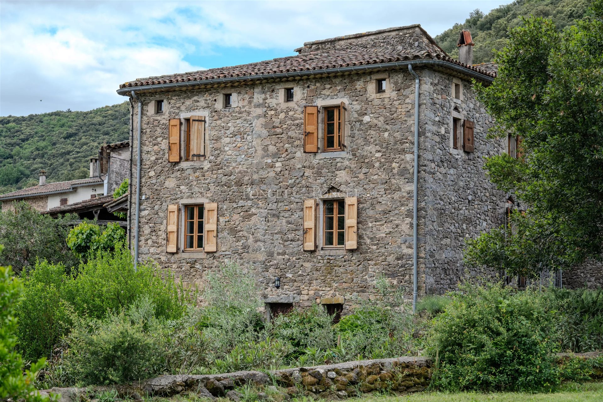 Maison à vendre, 360m², Anduze
