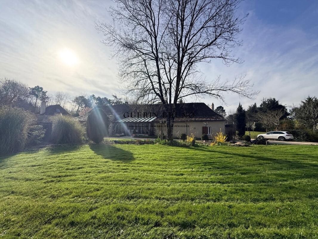 Maison à vendre, 364m², Saint-Méard-de-Gurçon
