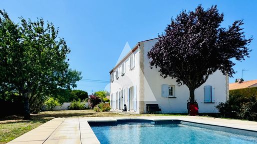 Maison 7 pièces 193 m² · à Bourcefranc-le-Chapus · 193 m² · 525 000 €
