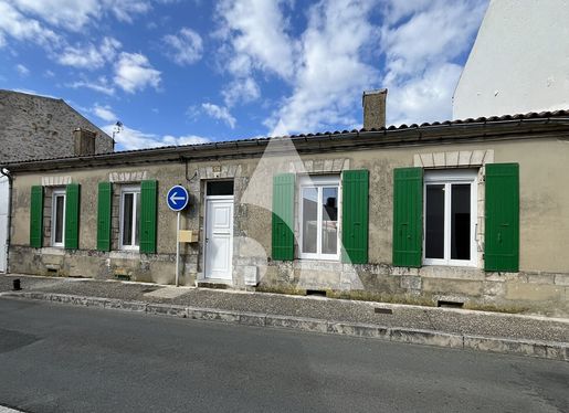 Maison 4 pièces 104 m² · à Marennes-Hiers-Brouage · 104 m² · 294 000 €