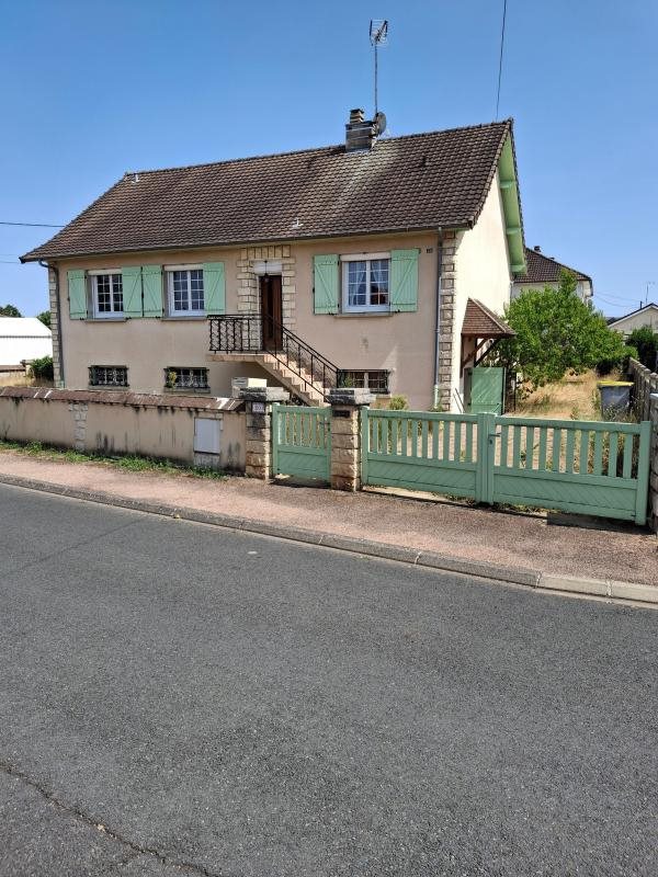 Maison à vendre, 95m², Commentry