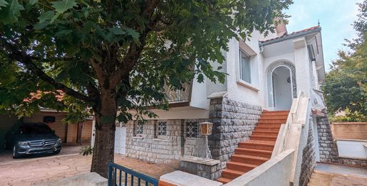 Maison 7 pièces 220 m² · à Pau · 220 m² · 478 000 €
