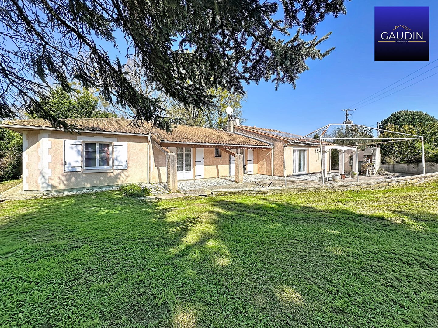 Maison à vendre, 160m², Château-Guibert