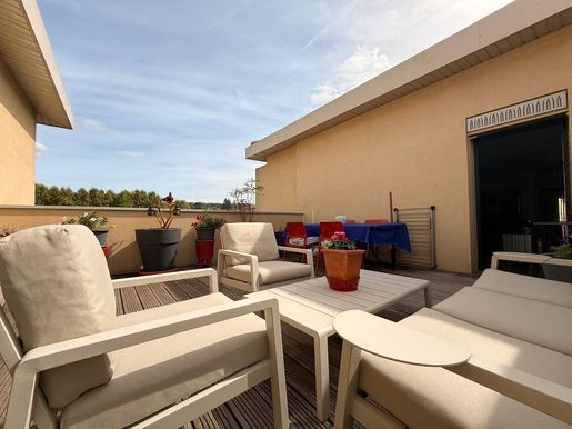 Appartement 3 pièces 66 m² · à Neuville-sur-Saône · 66 m² · 279 000 €