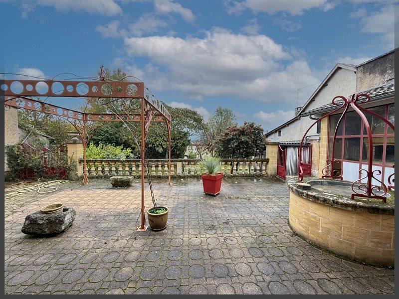 Maison à vendre, 324m², Montpon-Ménestérol