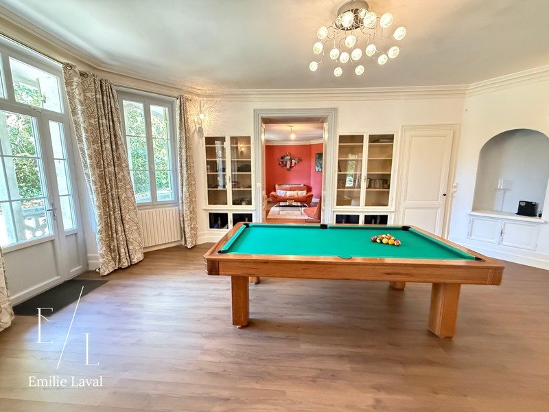 Maison à vendre, 350m², Pineuilh