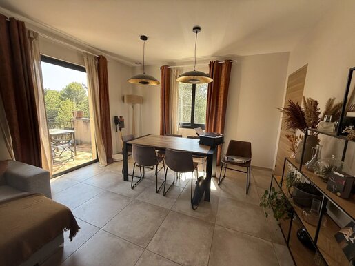 Maison 6 pièces 175 m² · à Valaurie · 175 m² · 350 000 €