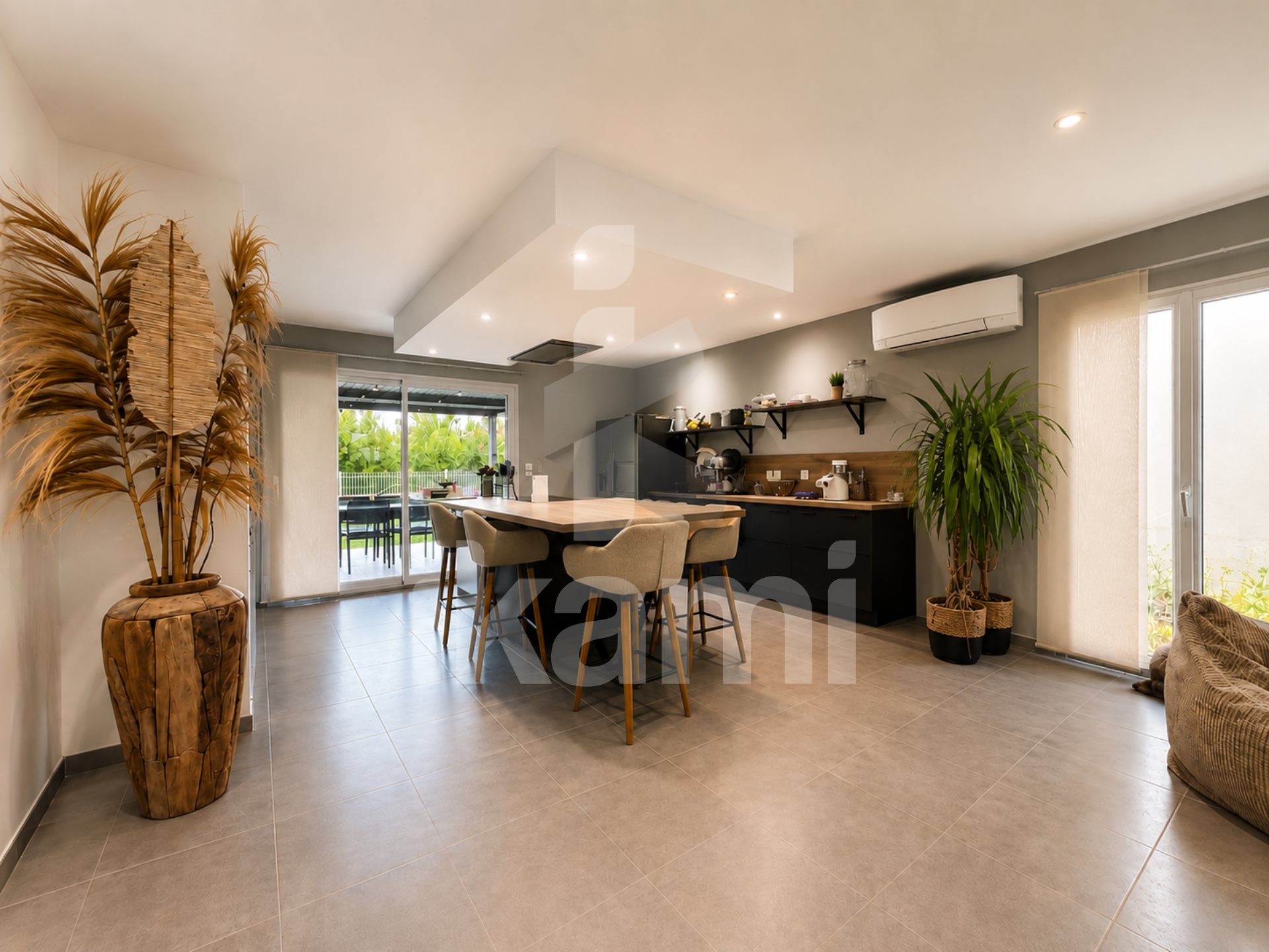 Maison à vendre, 120m², Charmes-sur-Rhône