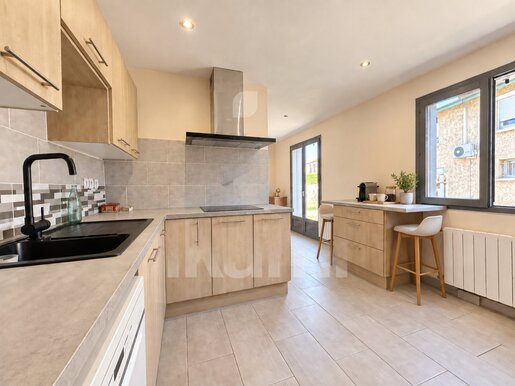 Maison 5 pièces 150 m² · à Larnage · 150 m² · 260 000 €