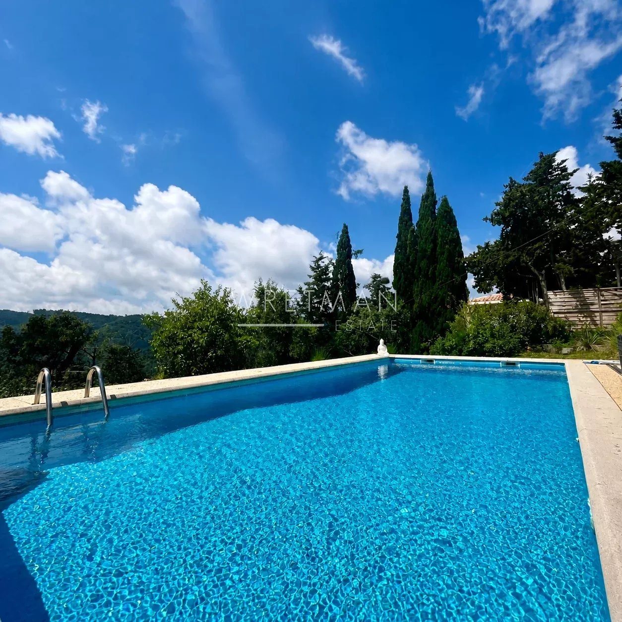 Maison à vendre, 150m², Bagnols-en-Forêt