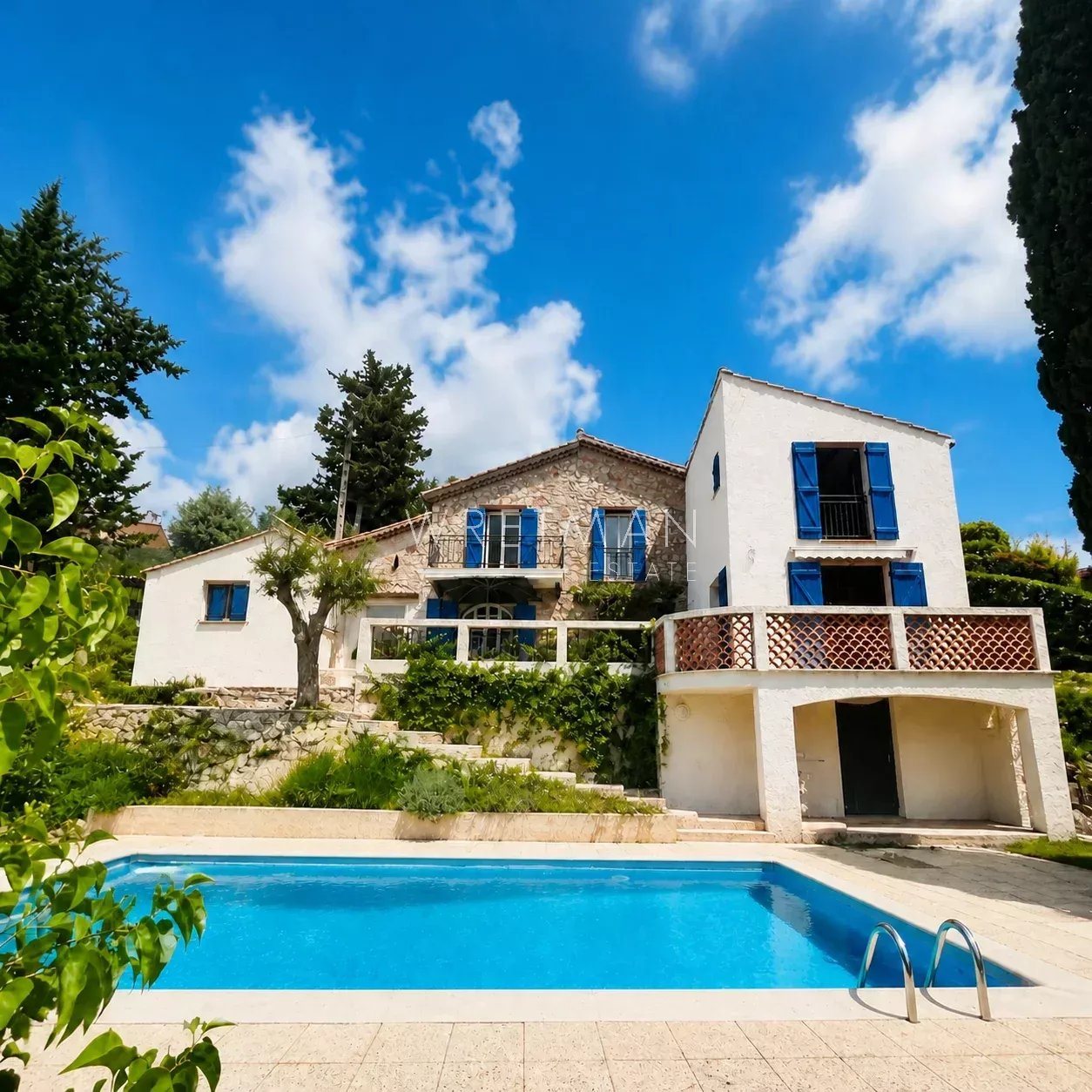 Maison à vendre, 150m², Bagnols-en-Forêt