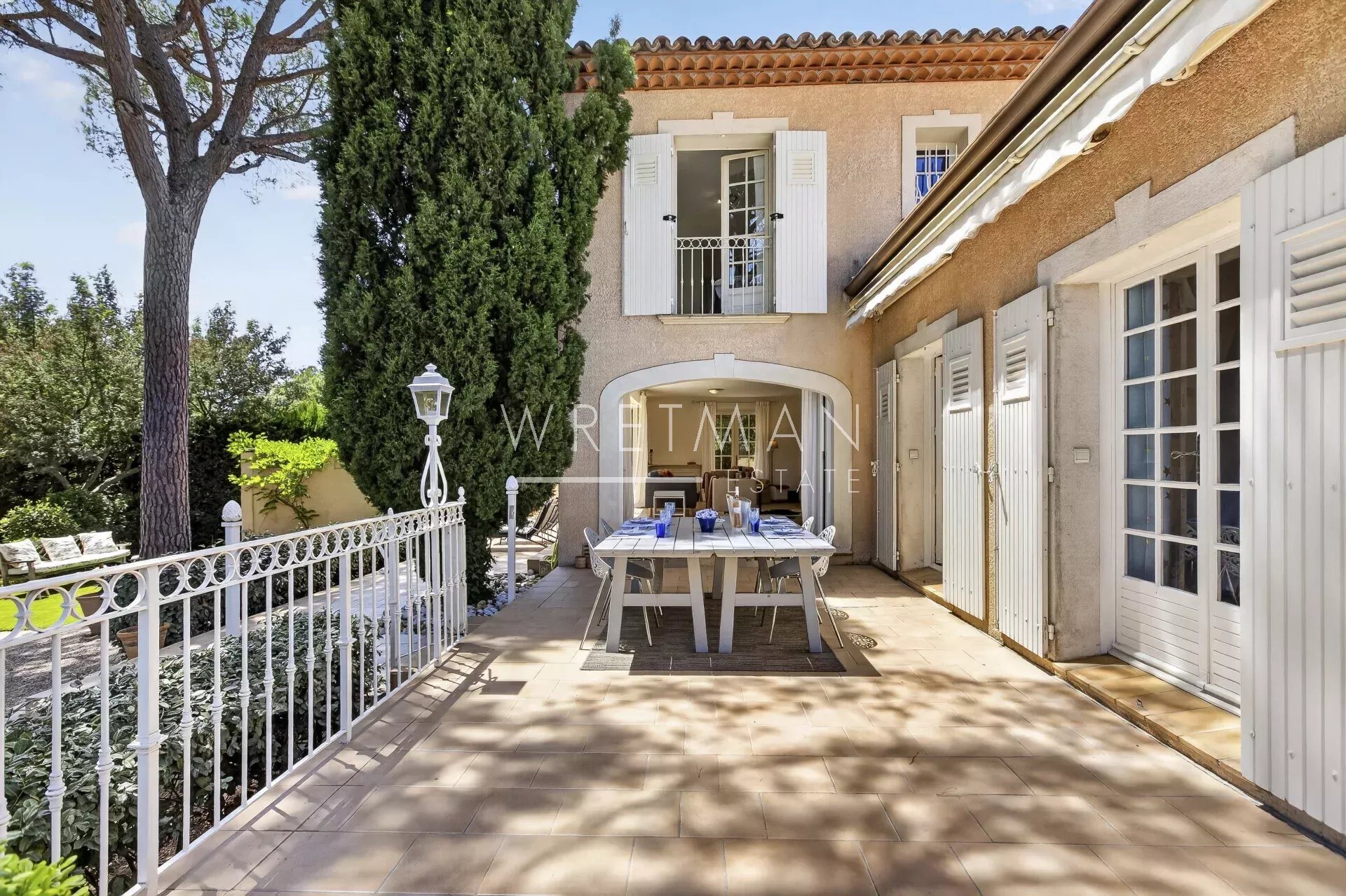 Maison à vendre, 275m², Saint-Raphaël