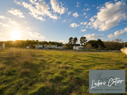 Terrain 292 m² · à Saint-Hilaire-de-Riez · 292 m² · 100 000 €