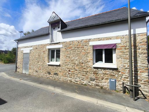 Maison 1 pièce 115 m² · à Broons · 115 m² · 67 500 €