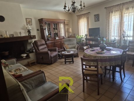 Maison à vendre, 160m², Douzens