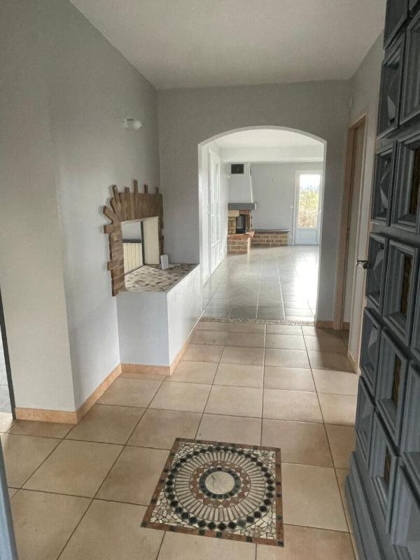 Maison à vendre, 141m², Domessin