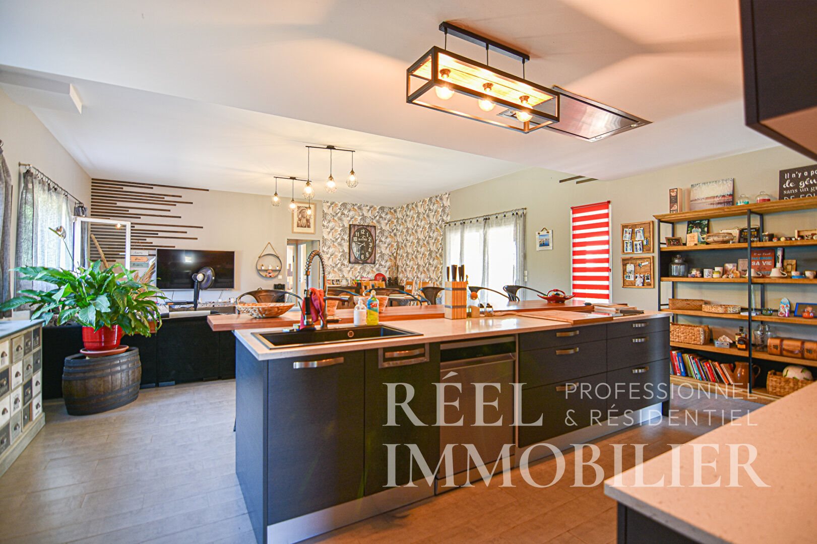 Maison à vendre, 192m², Preignan