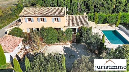 Maison 7 pièces 230 m² · à Travaillan · 230 m² · 498 000 €