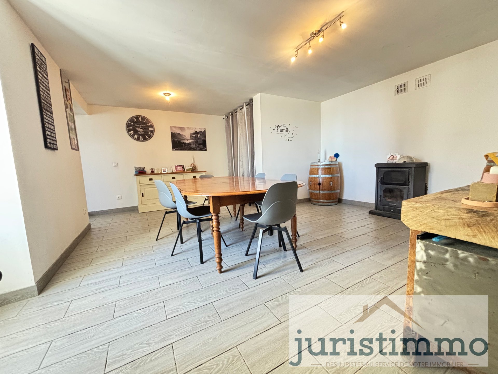 Maison à vendre, 135m², Camaret-sur-Aigues