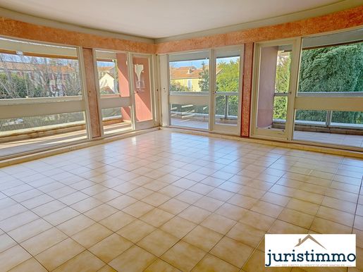 Appartement 4 pièces 113 m² · à Orange · 113 m² · 235 000 €